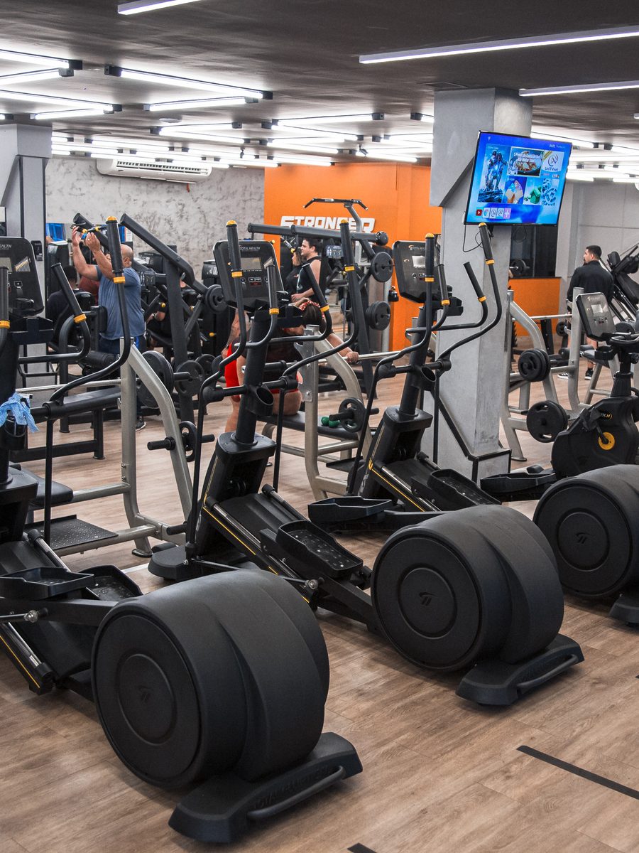 Sala de musculação da Stronger Paraíso